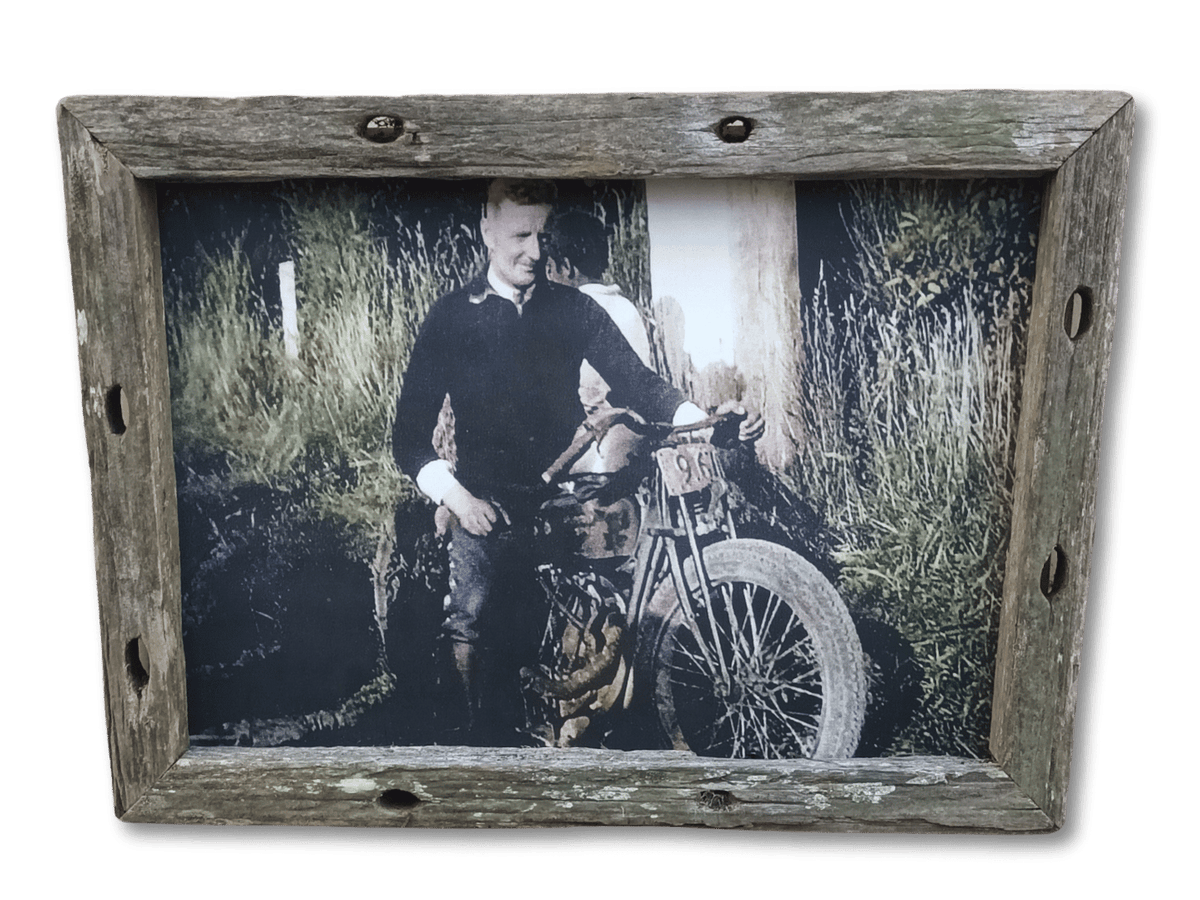 Burt Munro - Garage (A3)